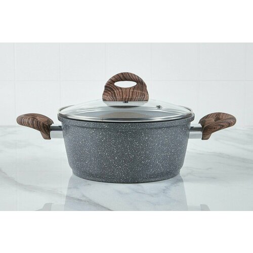 Кастрюля с крышкой BERKRAFT Luna 2 л 5899₽