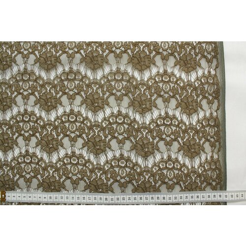 Ткань Кружево A McQueen с кордом цвета хаки рапорт 7,5см 160г/мп , 160 г/пм, ш136см, 0,5 м