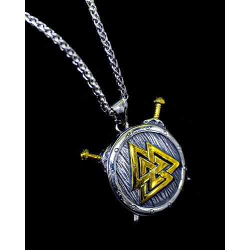 Подвеска Shield with a valcute, золотистый