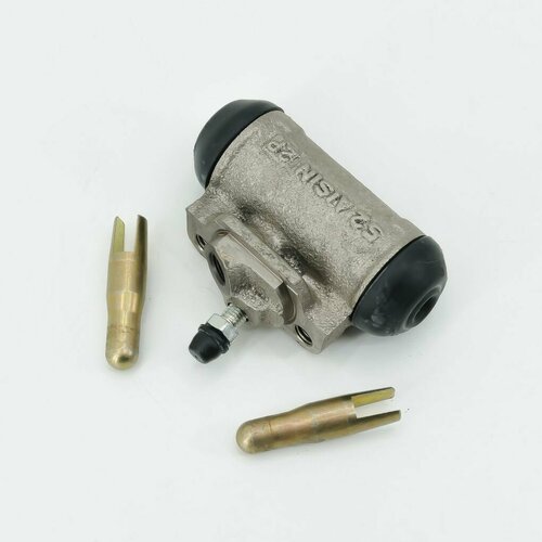 Рабочий тормозной цилиндр задний TOYOTA 41 диаметр 34 с прокачкой оригинал 7170₽