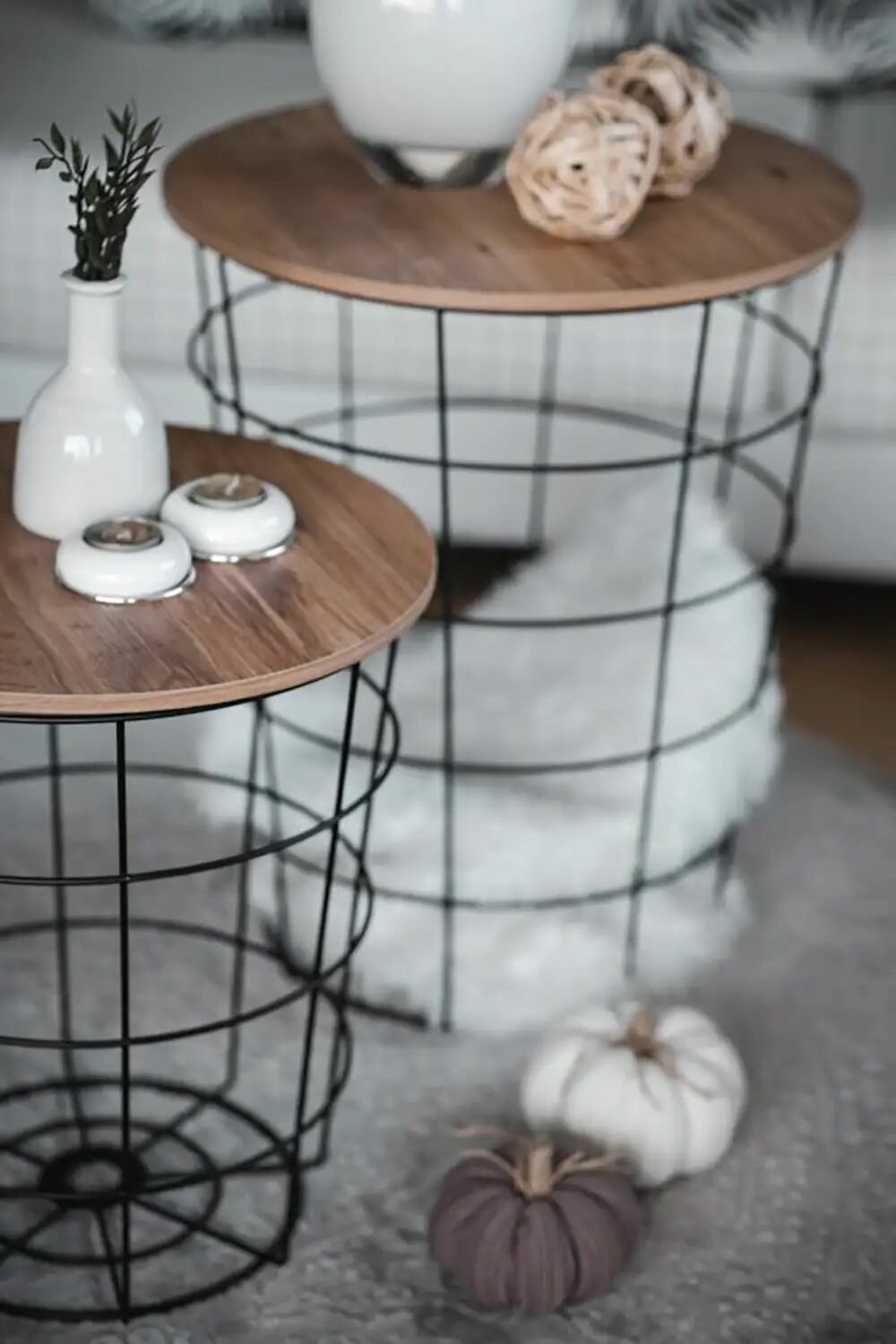 фото Металлический журнальный двойной круглый кофейный стол с металлической корзиной