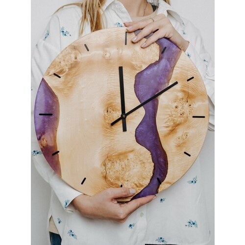 Часы из эпоксидной смолы 14900₽