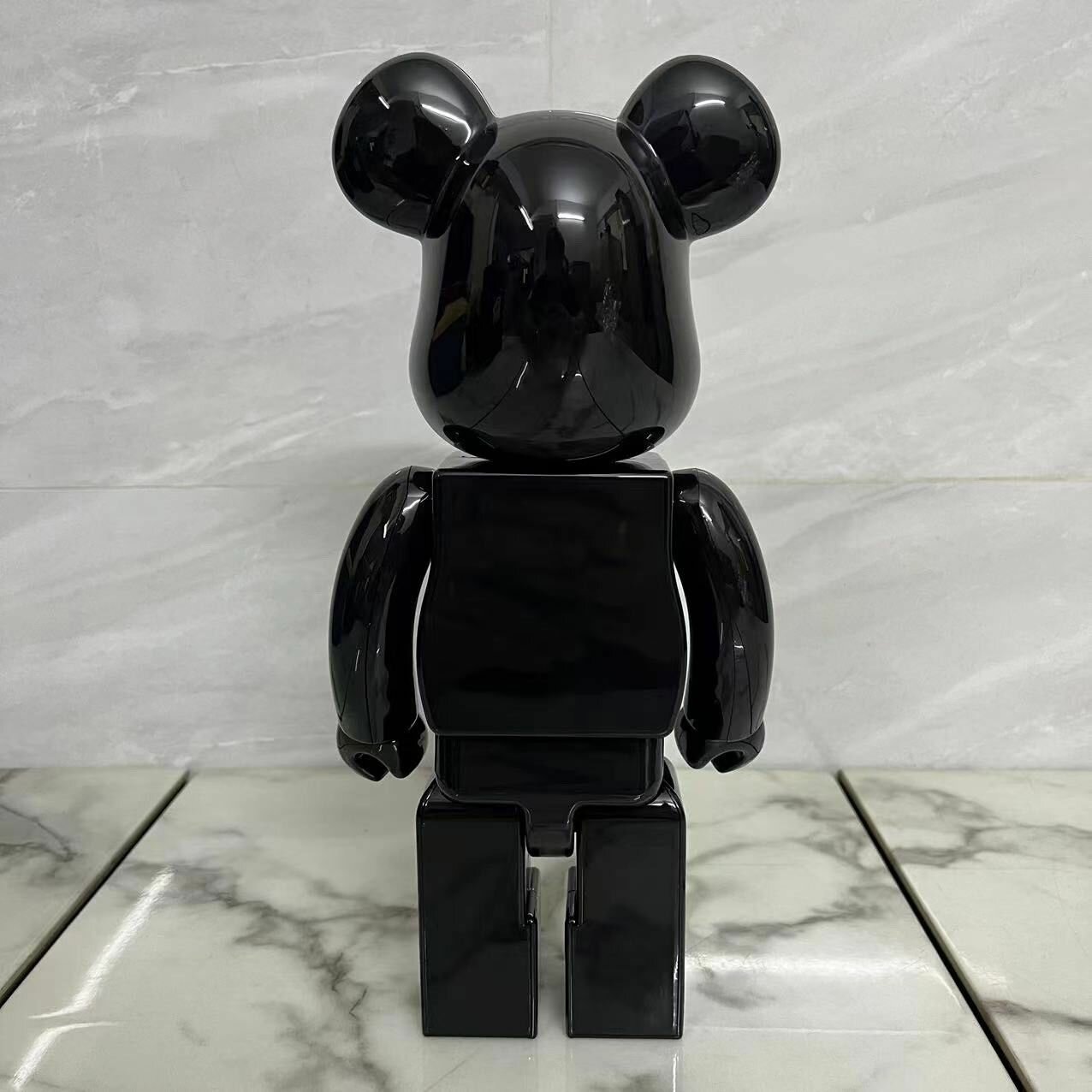 Фигурка Bearbrick Rolls Royce 28 см — фото 1