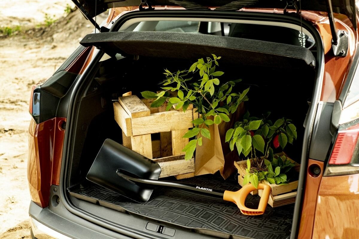 Лопата совковая Plantic Terra укороченная — фото 1