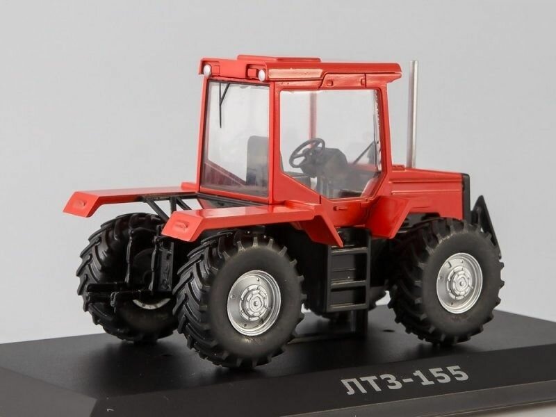 Трактор ЛТЗ-155, масштабная модель коллекционная — фото 1