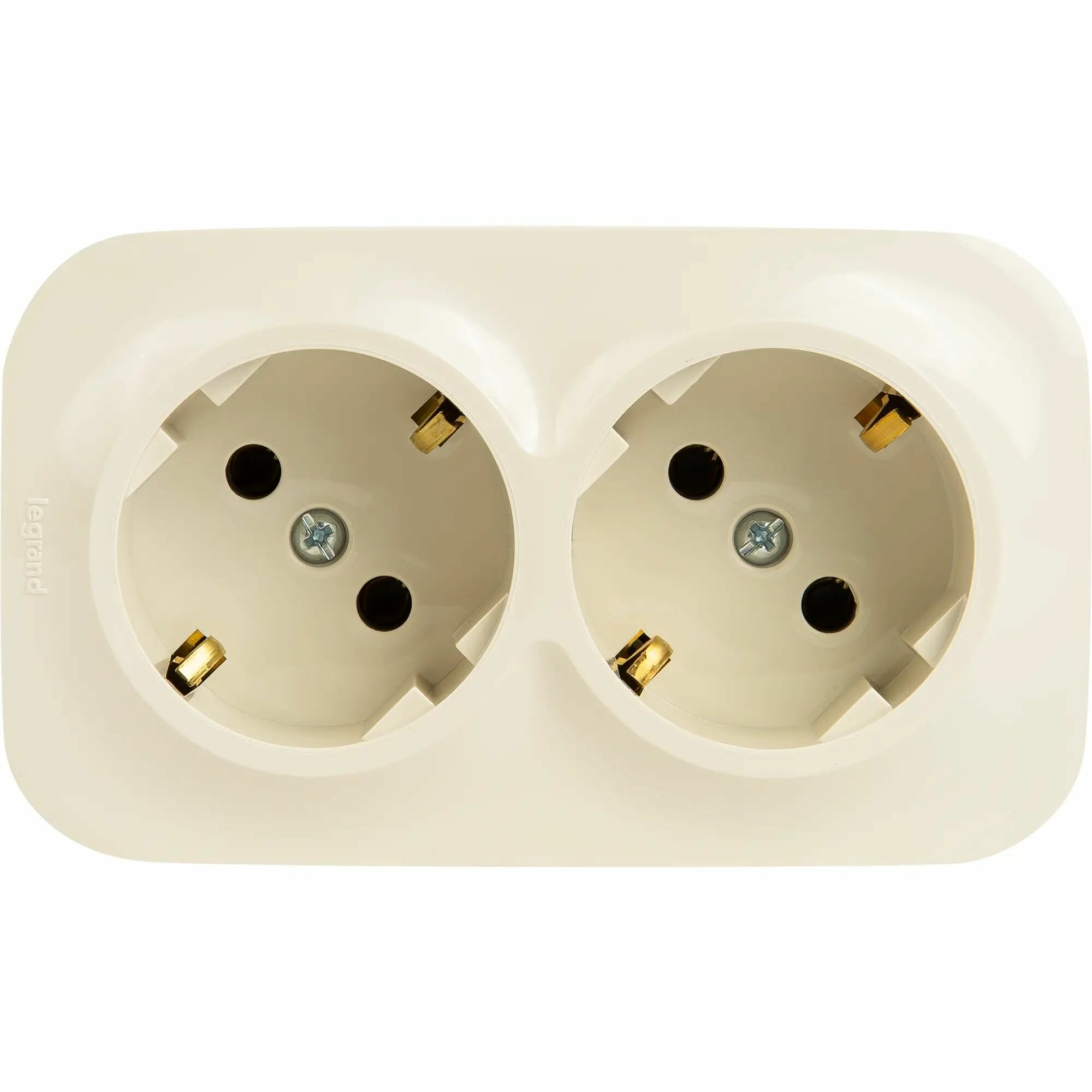 фото Розетка двойная накладная Legrand с заземлением, цвет слоновая кость