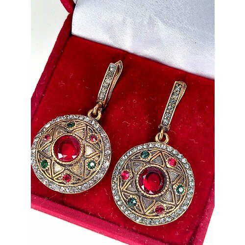 Серьги , корунд, размер/диаметр 40 мм, красный, черный