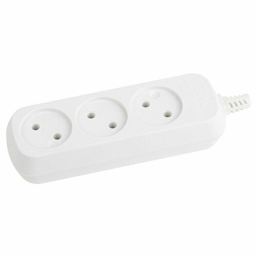 Колодка 3 гнезда эра без заземления белая 699₽