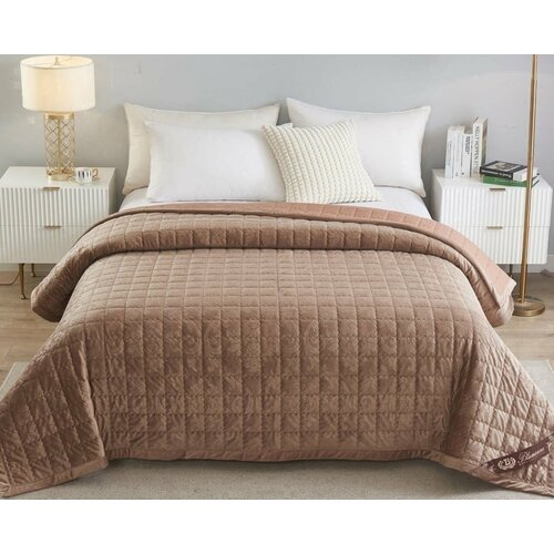 Покрывало на кровать/Евро/Велюр/220х240/В подарочной сумке