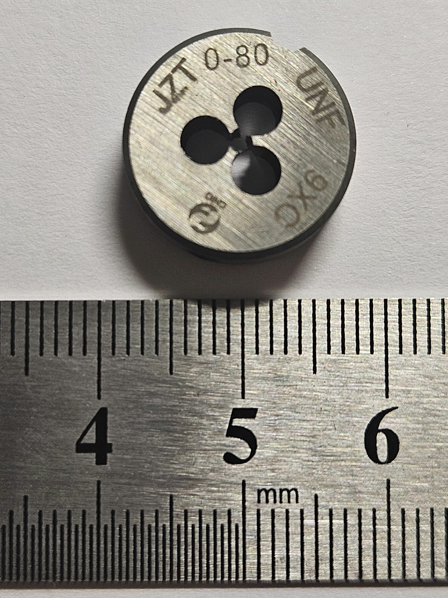 Плашка дюймовая UNF №0 80 ниток/дюйм