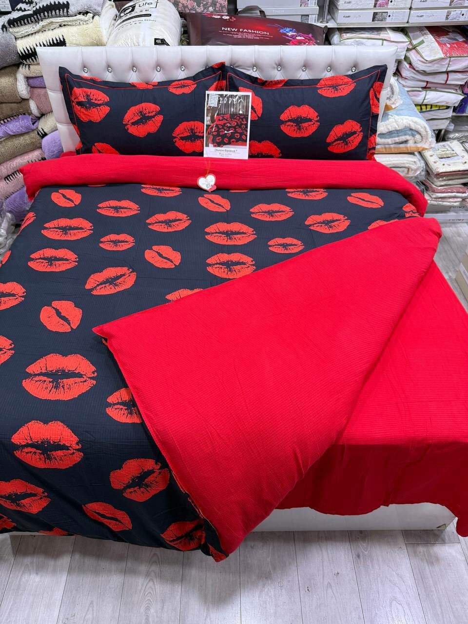 Постельное белье Savdo belgisi Yo'q "Эмен Бранд", муслин, красное, черное, 2 спальный, комплект