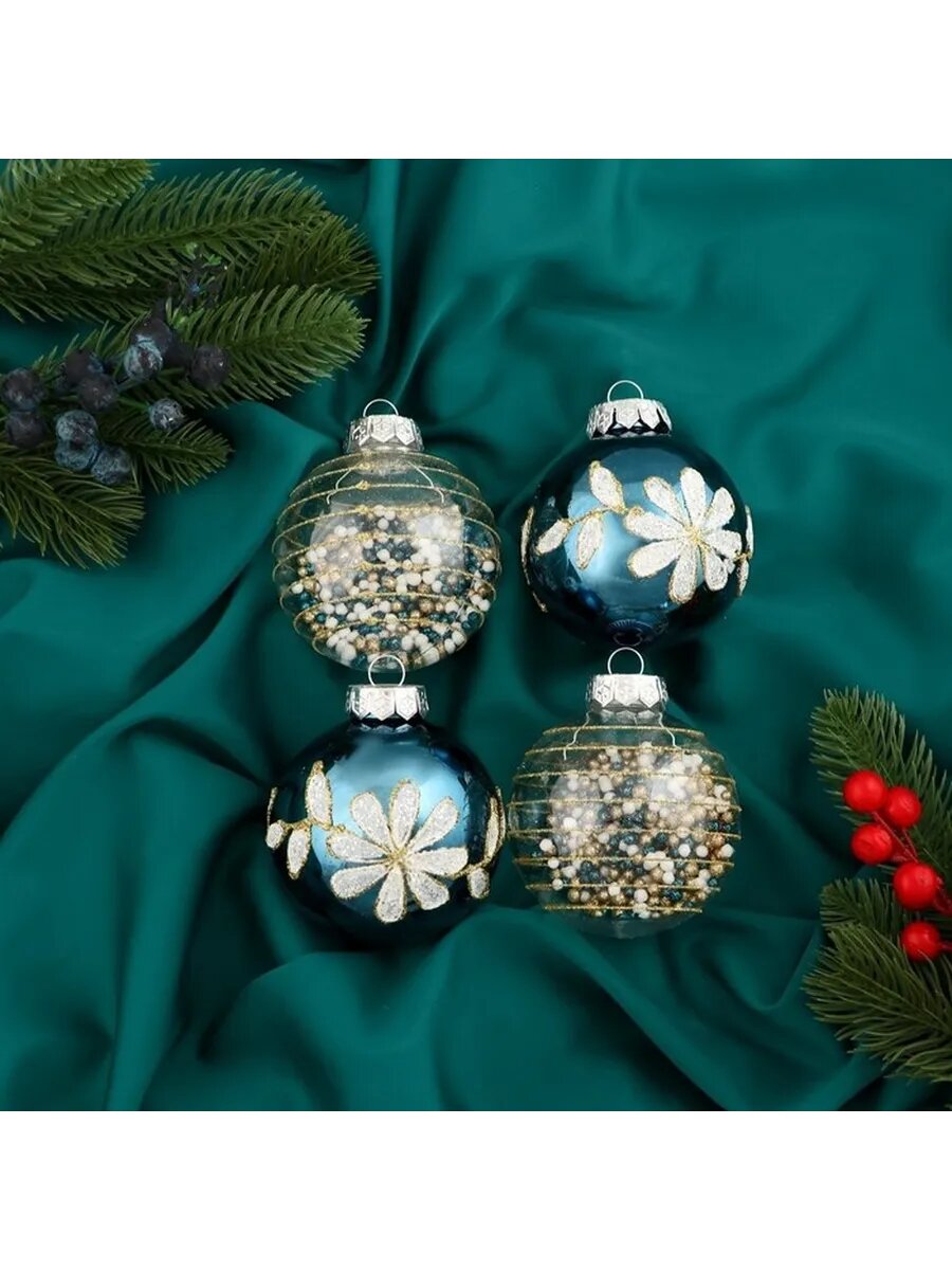 Праздничные пластиковые шары для украшения