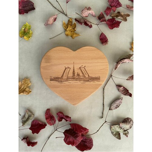 Менажница средняя в форме сердца Мосты коллекция Санкт-Петербург