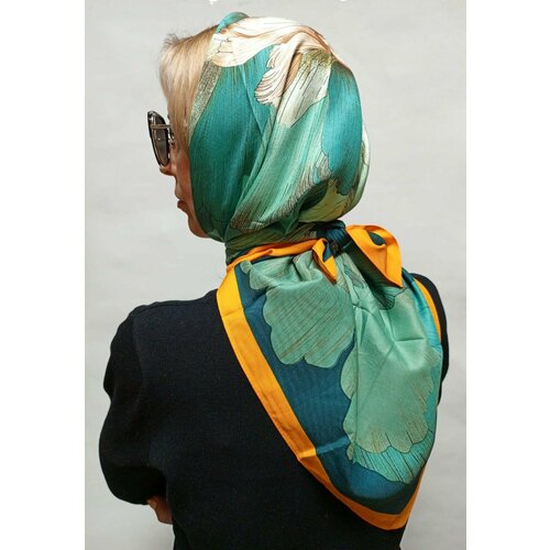 фото Платок ,90х90 см, желтый, голубой нет бренда