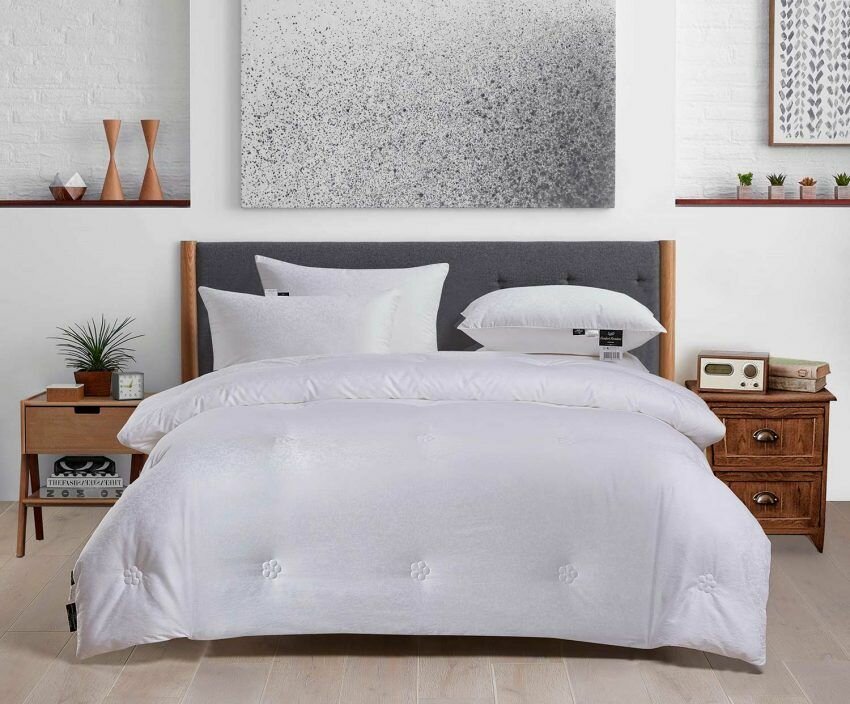 Шелковое одеяло OnSilk Comfort Premium 1,5 спальное 140x205, всесезонное, наполнитель шелкопряд
