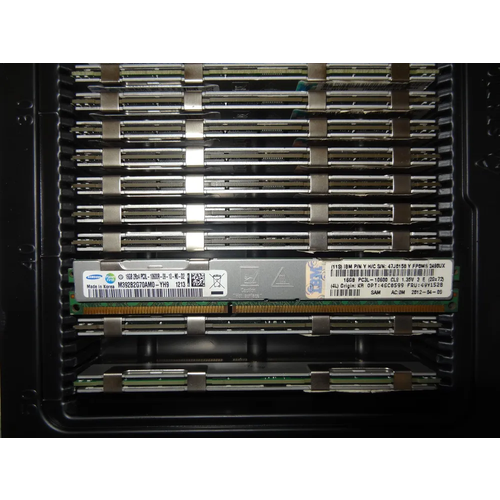 Серверная память DDR3 16GB ECC REG 2Rx4 PCL3-10600R 135v M392B2K70AM0-YH9 1333Mhz IBM 250000₽