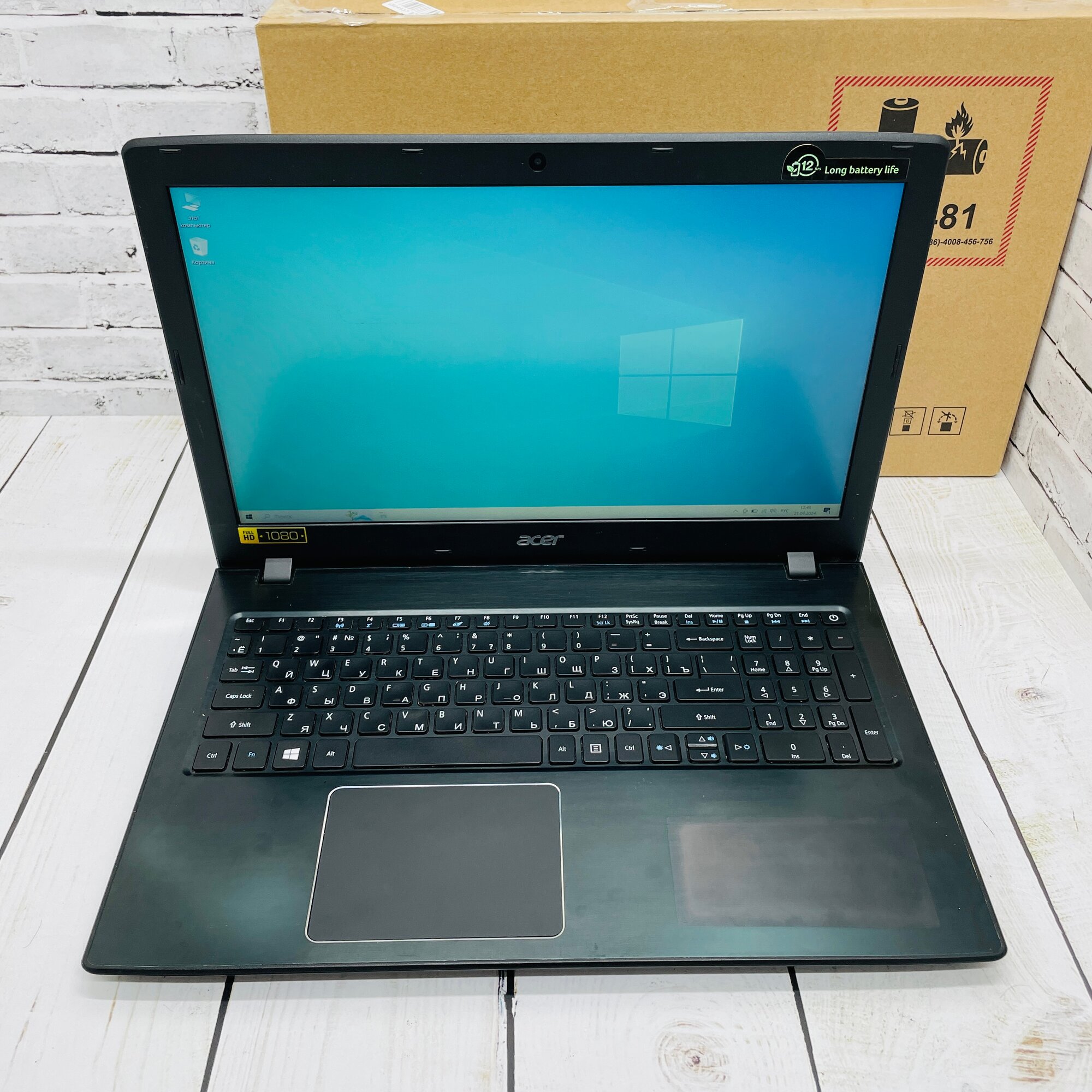 Игровой ноутбук Acer E5-575 - 15.6"FHD, Intel Core i3-6006U, 8Gb DDR4, 120 SSD + 500 HDD, GeForce GT940M