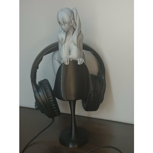 Подставка для наушников и смартфона