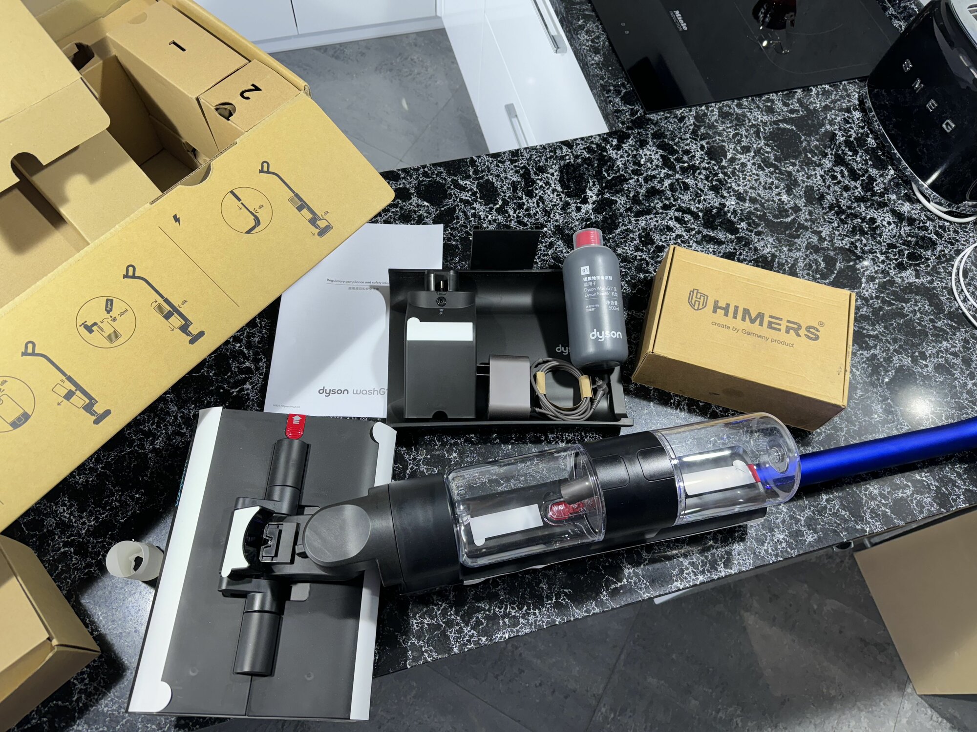 Dyson G1 Wash SV49 синий беспроводной моющий пылесос 473817-01 с дисплеем — фото 1