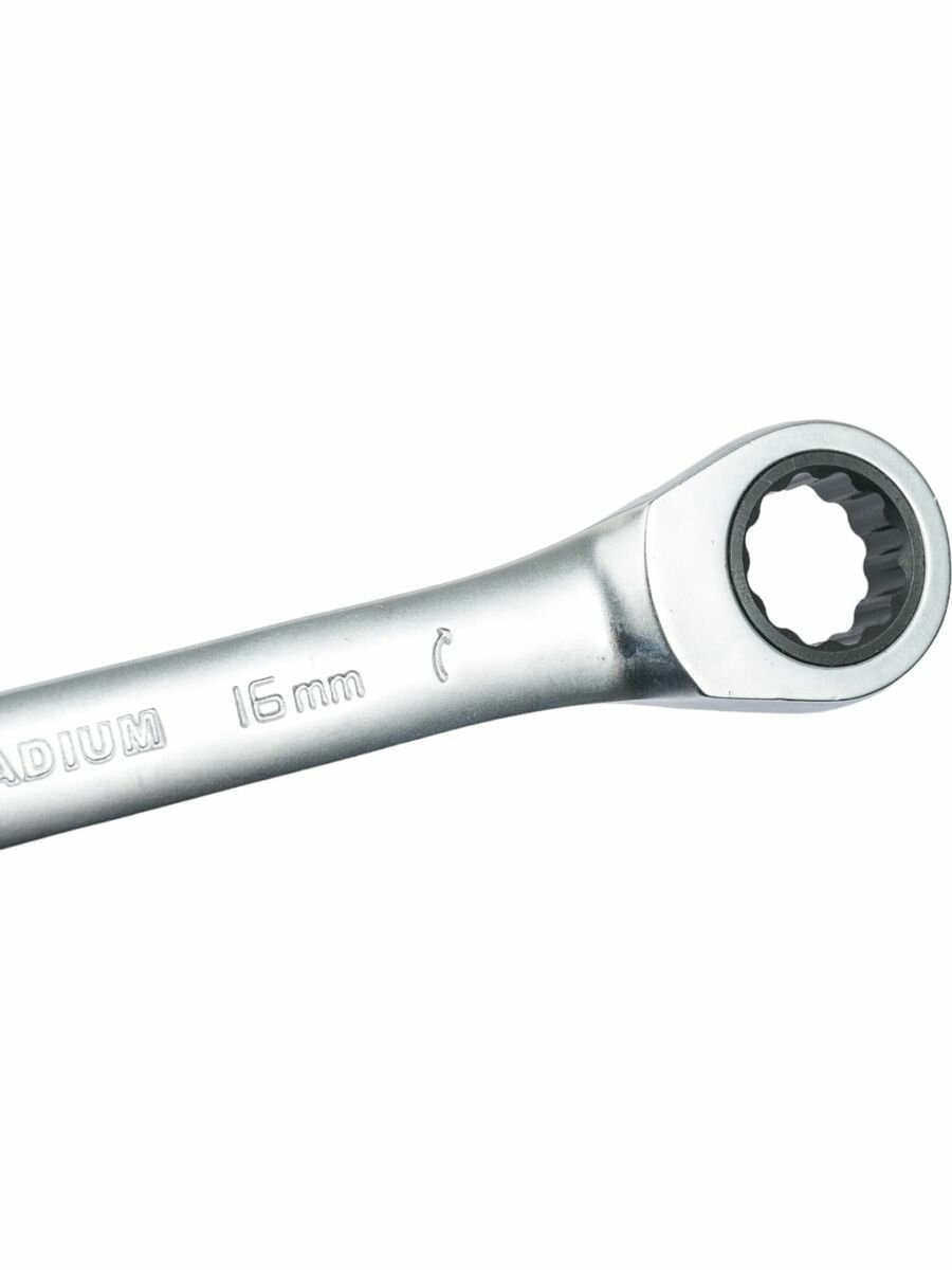 Startul Ключ комбинированный 16мм с трещоткой PRO PRO-7016