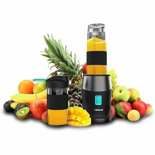 Портативный стационарный миксер Cecotec Power Titanium 900 ProGo Мощность 900 Вт в комплекте 2 портативных контейнера по 570 мл каждый 4 лезвия с черным титановым покрытием 1288400₽