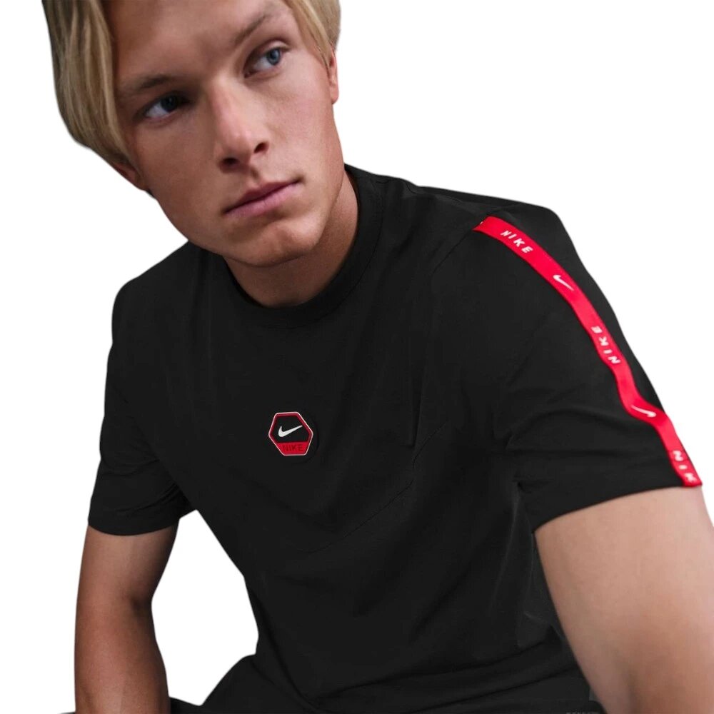 Футболка NIKE, размер L , черный — фото 1