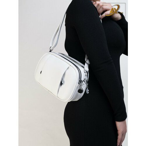 фото Сумка кросс-боди , фактура гладкая, белый ayluxe