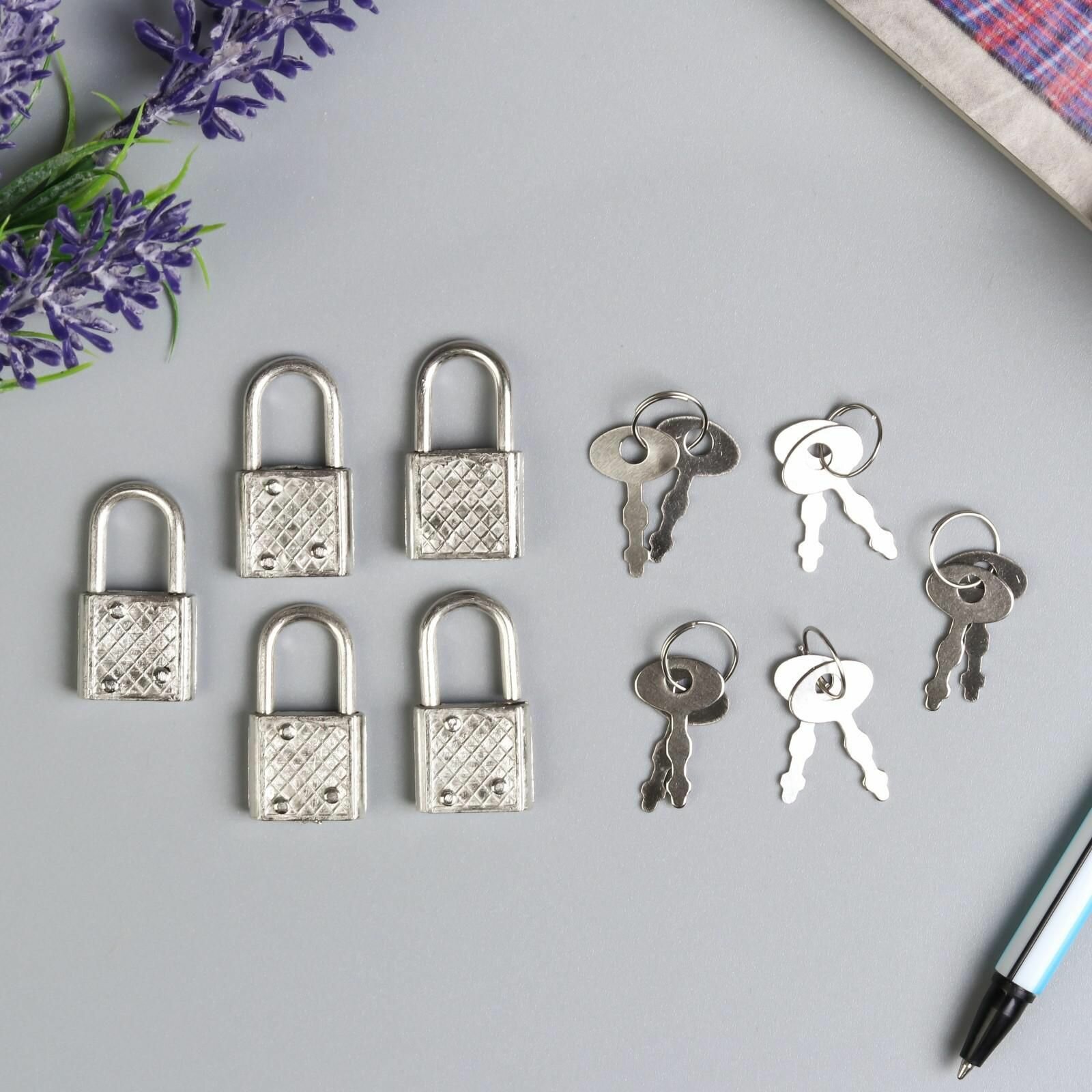 фото Замочек с ключиком для шкатулки (набор 5 шт) 3,1х1,7 см серебряного цвета металлический - фурнитура для шкатулок