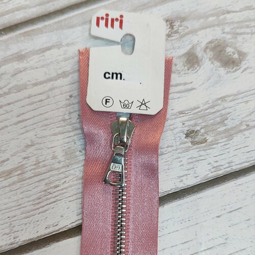 Молния RIRI металл сатин никель ME4 NI Flach GT SA12 242018см -1шт 754₽