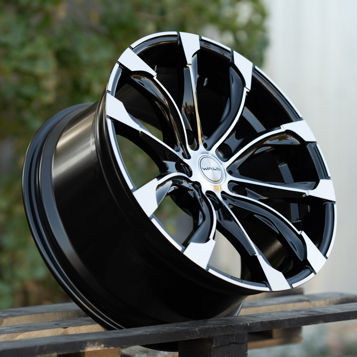 Комплект Литых Колесных дисков R20 Wald Jarret Style 10JJ ET45 5*150 BMF для джипов и внедорожников — фото 1