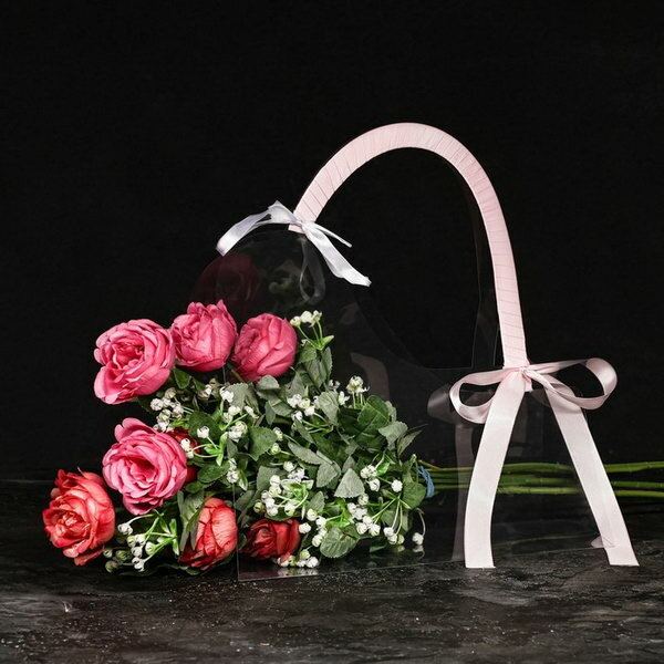 Переноска для цветов с лентой 30х25х12 см розовая