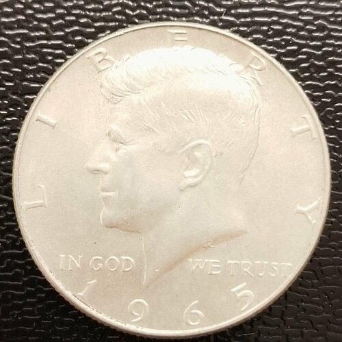 Монета 50 центов (1/2 доллара, half dollar) США 1965 года  Кеннеди 