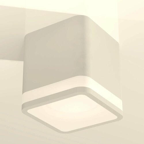 Комплект накладного светильника с акрилом XS7805030 SWH/FR белый песок/белый матовый MR16 GU5.3 (C7805, N7750)