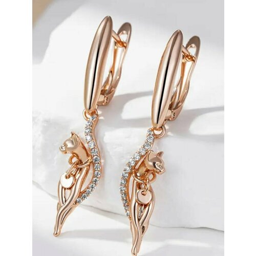 Комплект серег XINQUAN jewelry циркон размер 39 мм золотистый 830₽