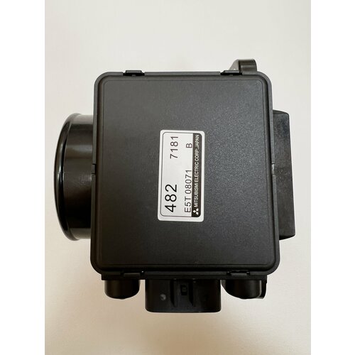 Датчик массового расхода воздуха MAF MD336482 E5t08071