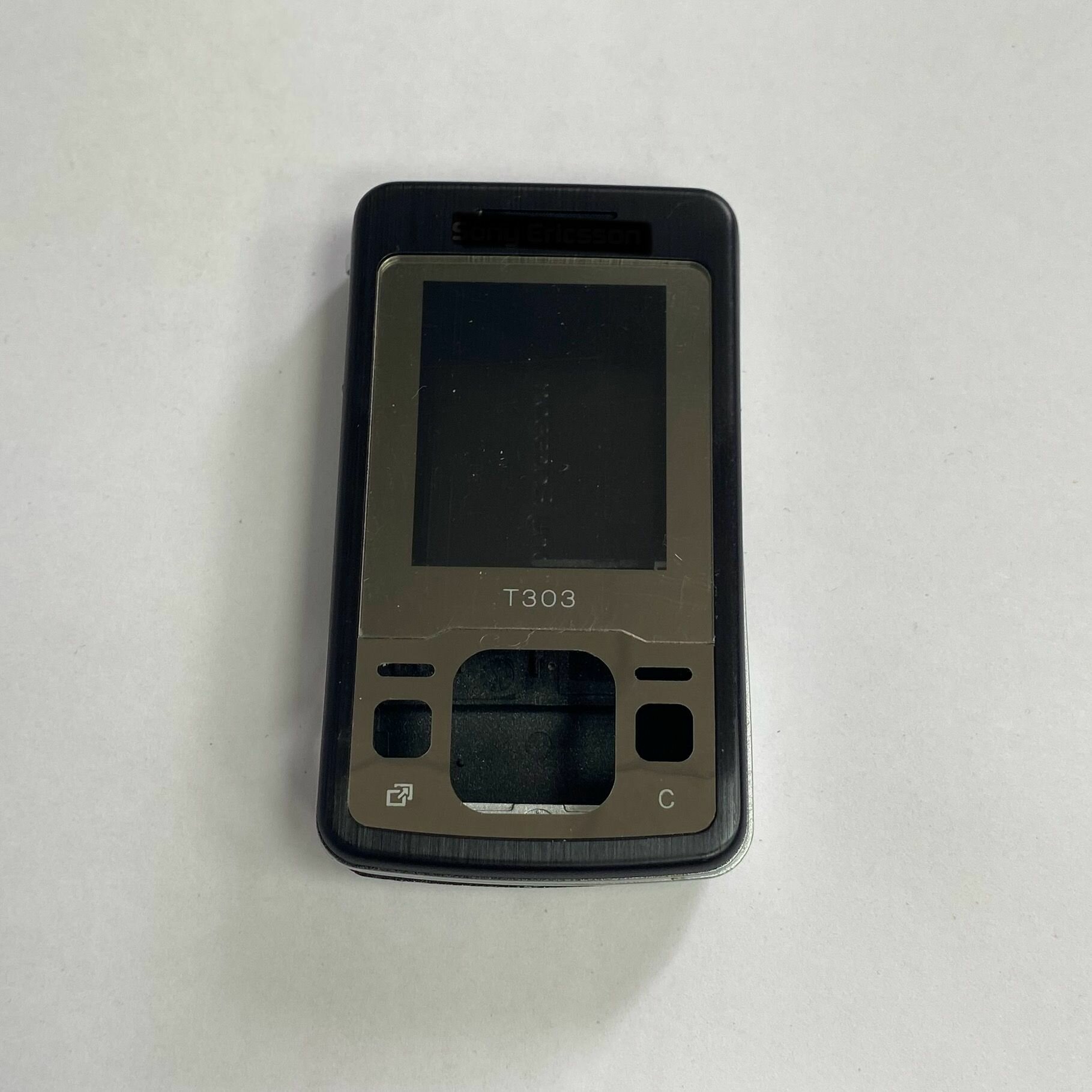 Корпус для Sony Ericsson T303