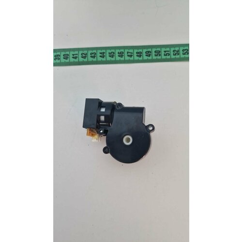 Привод правый боковой щетки для робота-пылесоса Philips FC8774 1990₽