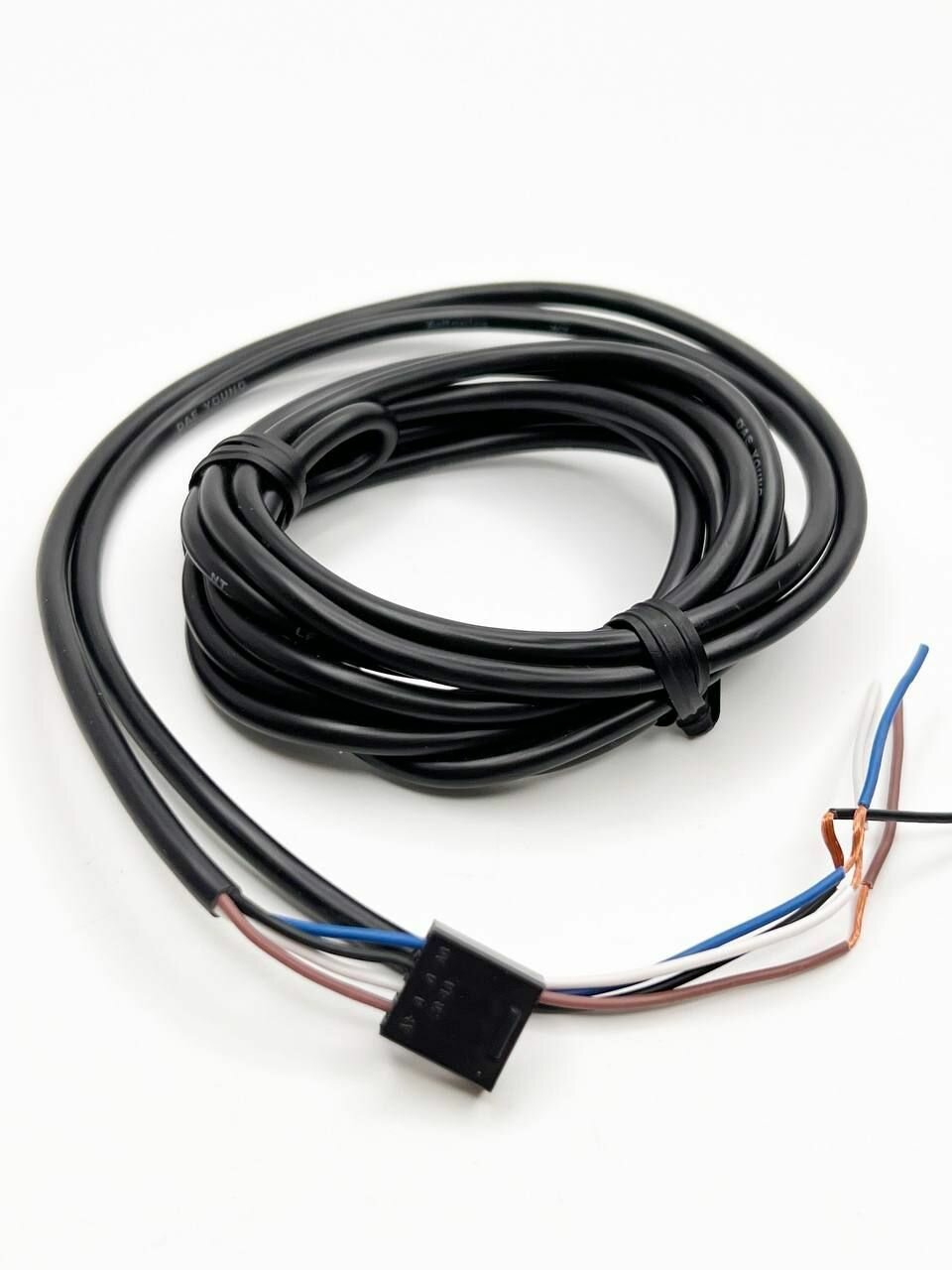 Соединительный кабель Autonics CT-02 c разъёмом для BS5 с кабелем 2м — фото 1