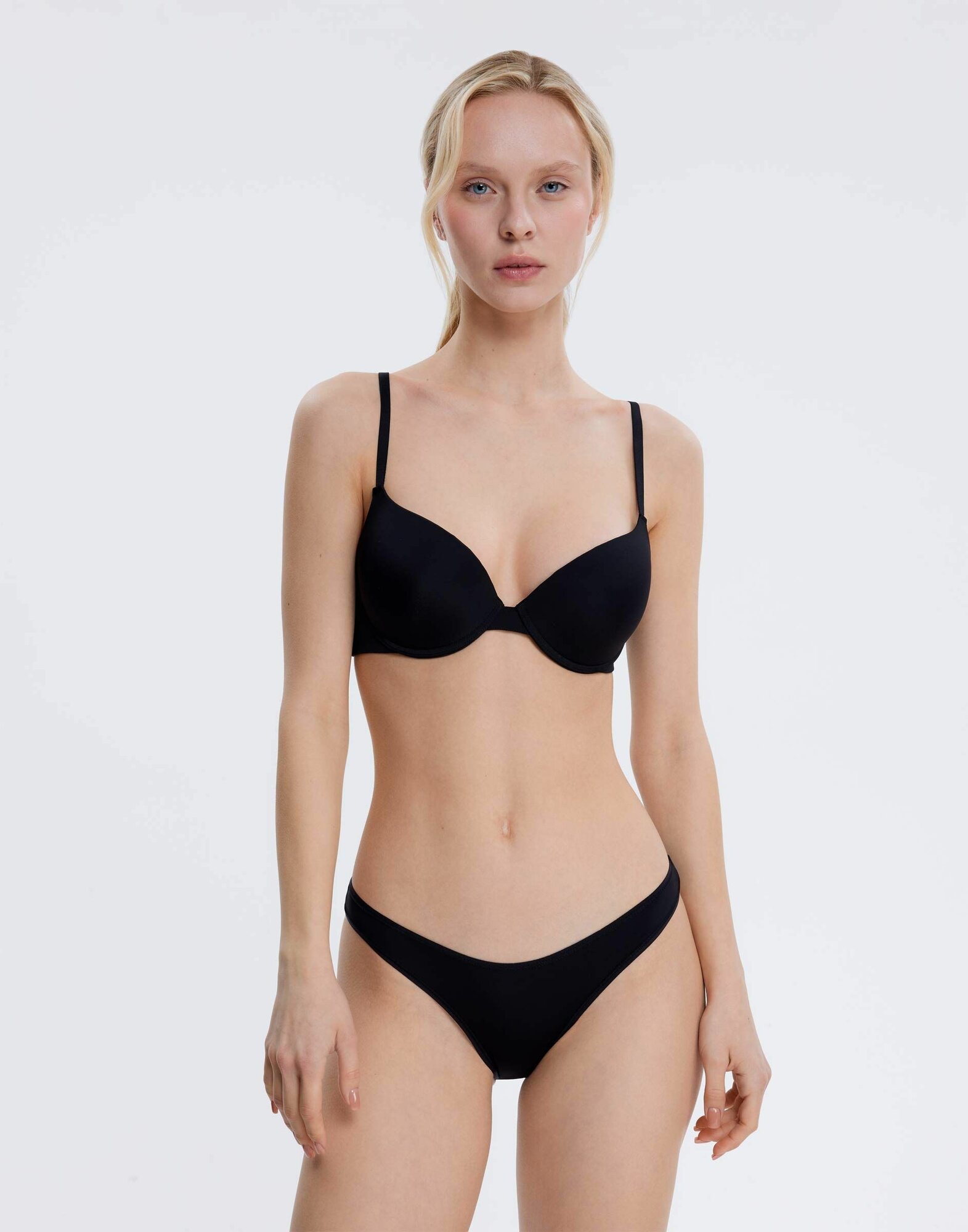 Трусы Gloria Jeans, размер M (44), черный