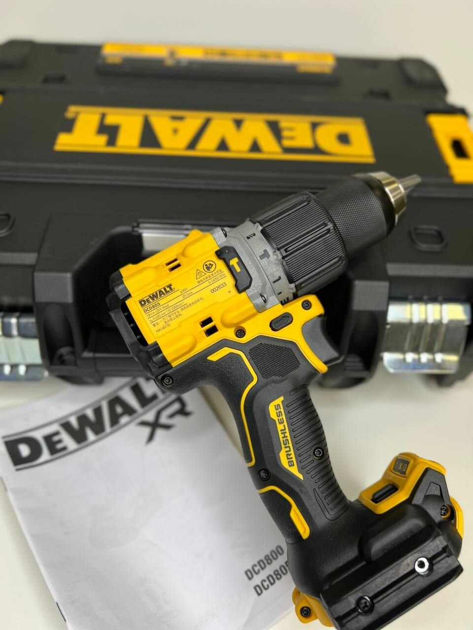 Аккумуляторная дрель-шуруповерт DeWalt DCD805NT ударная (без акк, без з/у) - фото №18