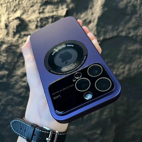 Магнитный противоударный чехол на Apple iPhone 15 Pro Max, dark purple
