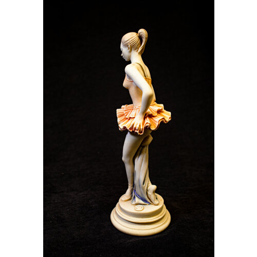 Статуэтка балерина