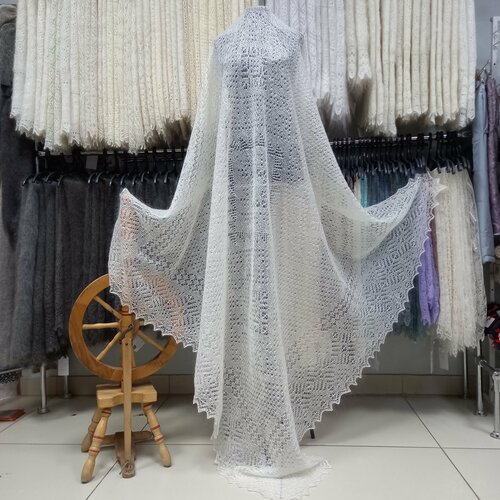 фото Платок орчанка,160х160 см, белый