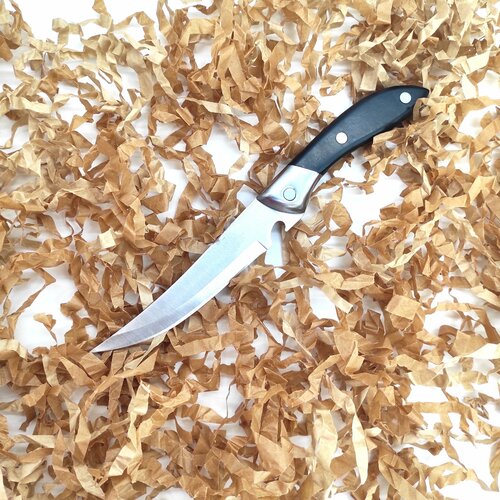Кухонный нож из легированной стали