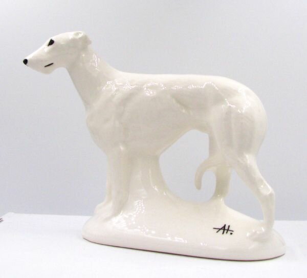 Гальго окрас белый фарфоровая статуэтка собаки