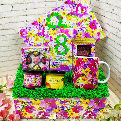 Подарочный набор (бокс) на 8 марта / подарок женский 