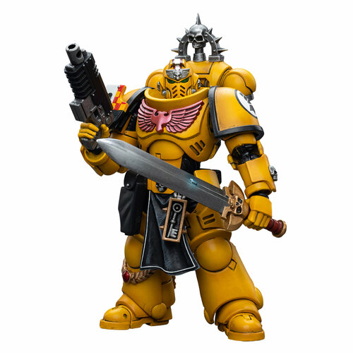 Фигурка Warhammer 40K Imperial Fists Lieutenant with Power Sword 1:18