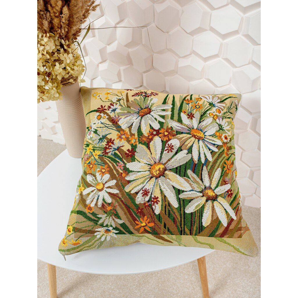 фото Чехол на подушку, декоративная наволочка гобеленовая "Ромашки" (50х50)