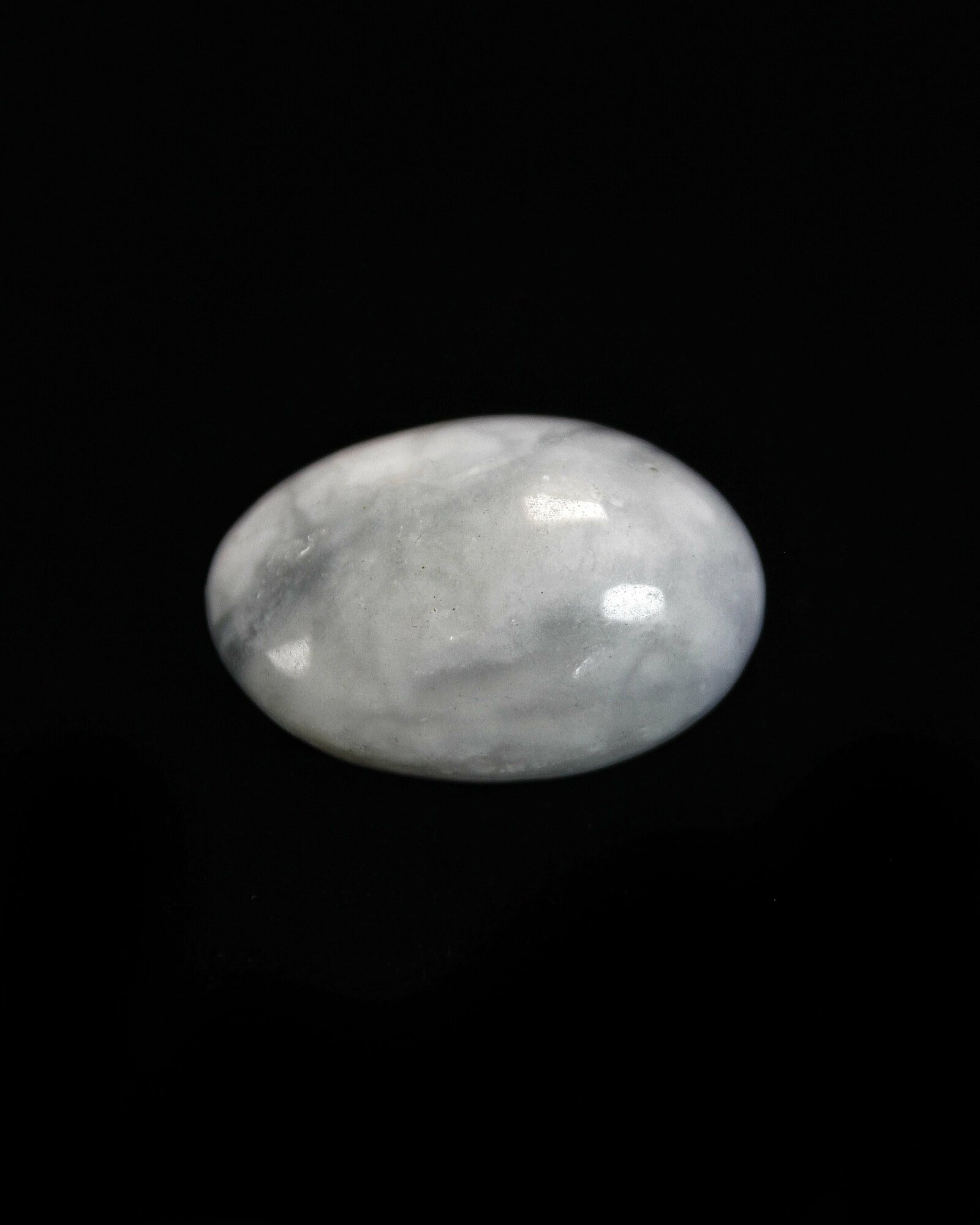 Оберег, амулет Аквамарин - 3-4 см, натуральный камень, самоцвет, галтовка, 1 шт - позволяет обрести счастье