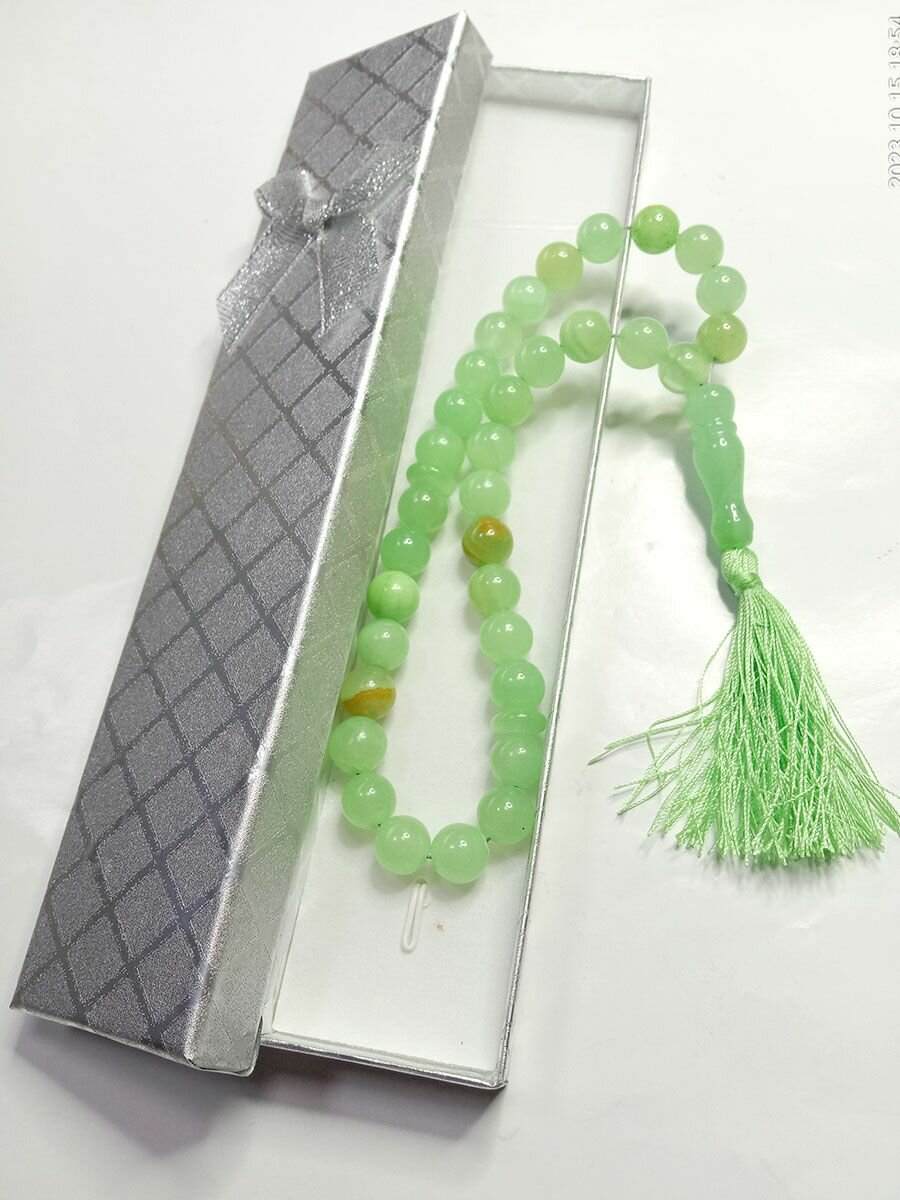 Мусульманские четки из оникса, 33 бусины, диаметр 10 мм. в подарочной коробке.